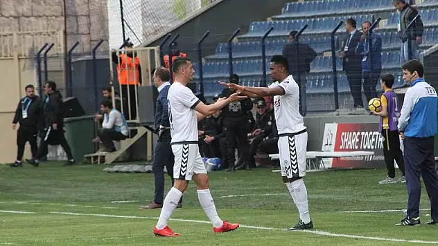 Eto'o yedek başladı