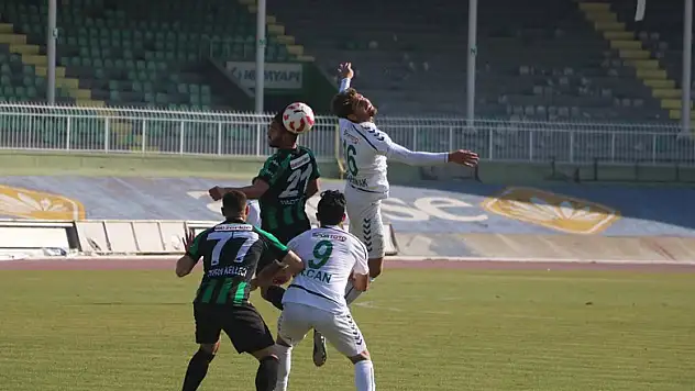 Anadolu Selçukspor, Sakarya'da kayıp!