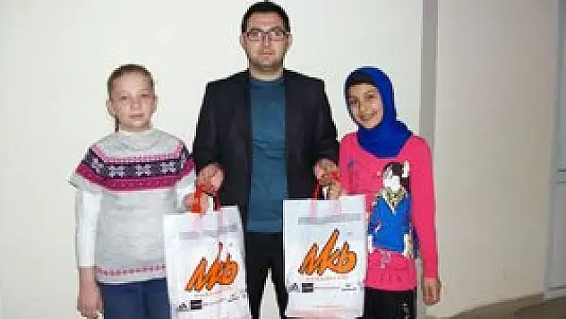 Akmek öğrencilerinden büyük başarı