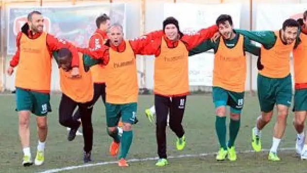 Torku Konyaspor İstanbul'a gitti