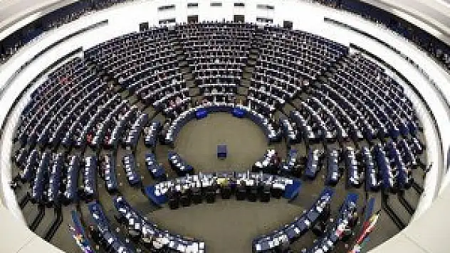 Cenevre görüşmeleri sürmeli