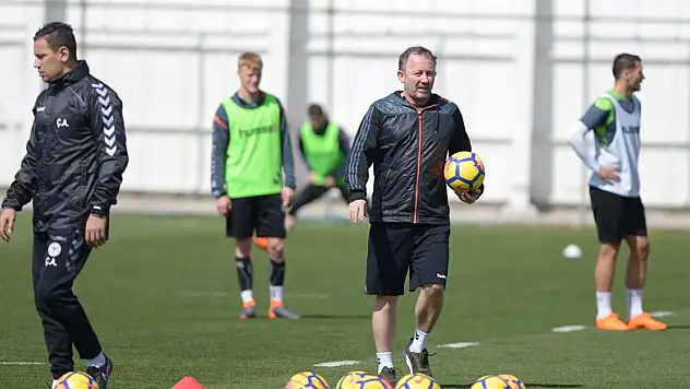 'Sergen Yalçın, en iyi çıkış yapan hoca!'