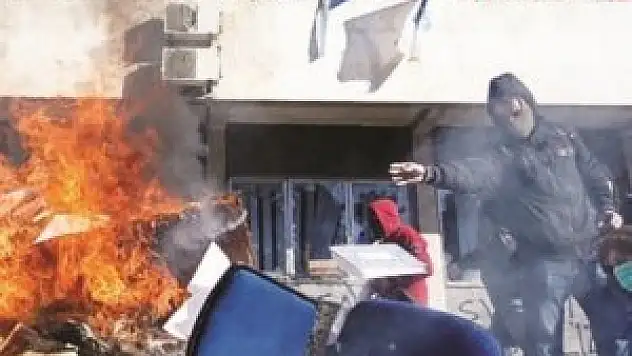 Bosna'daki el kimin?