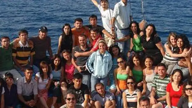 Selçuk'un denizi gören tek okulu