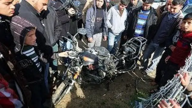 İsrail uçakları motosikleti hedef aldı: 2 yaralı