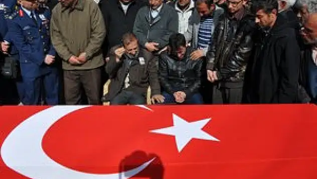 Van'daki kazada Şehit olan Konyalı Er toprağa verildi