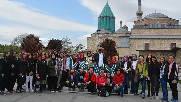 Çumra Belediyesi 40 Kardeş Eğitim ve Kültür Gezileri devam ediyor