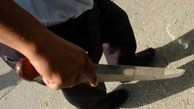 Restoranda bıçaklı kavga: 1 yaralı