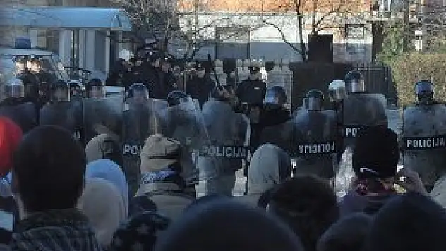 Bosna Hersek'te bir istifa daha!