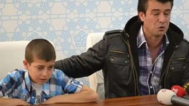 Torpille kaybettiği gözünü kornea nakliyle kazandı