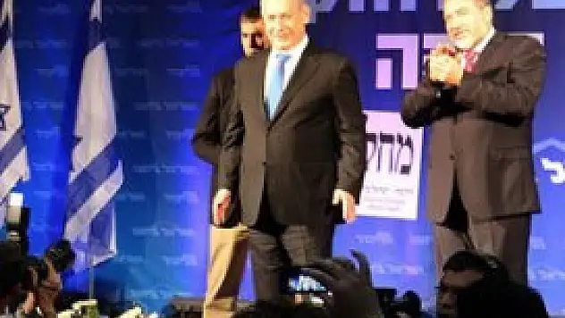 Netanyahu zaferini ilan etti