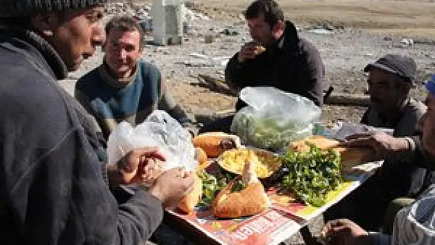 Geçimlerini çöplükten sağlıyorlar