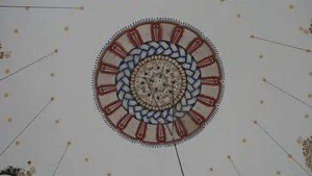 Aziziye Camii'nin restorasyonu sürüyor