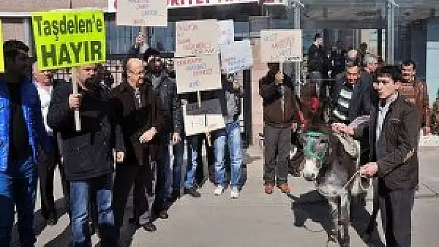 CHP önünde aday protestosu