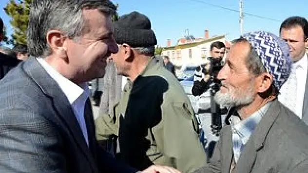 Akyürek, Meram'a bağlı belde ve mahalleleri ziyaret etti