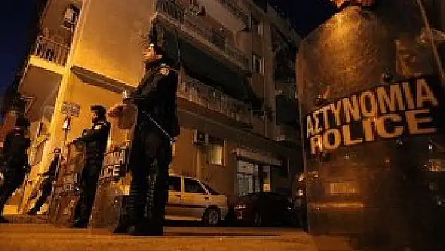 Yunanistan'daki DHKP-C operasyonu