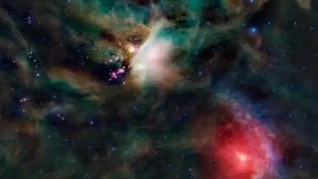 Yeni galaksi kümeleri keşfedildi