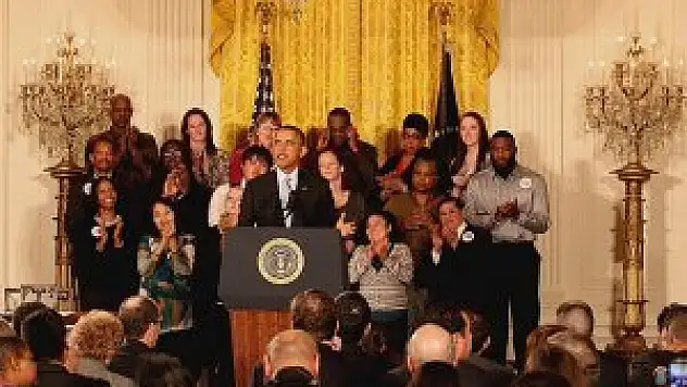 Federal çalışanlar için asgari ücret artırıldı