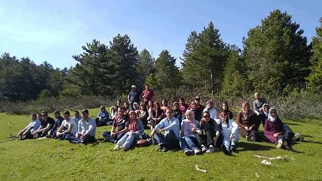 Beyşehir'de yurtta kalan öğrencilere doğa gezisi
