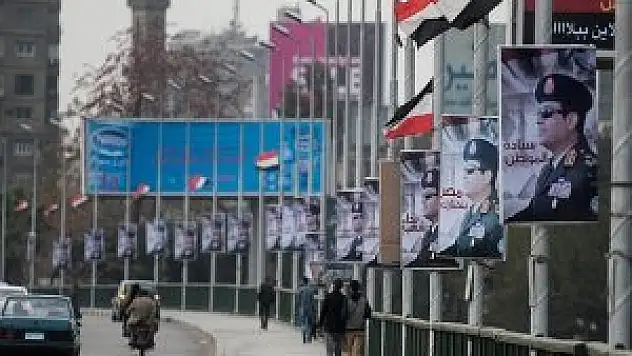 Cumhurbaşkanlığı seçimi darbecileri böldü