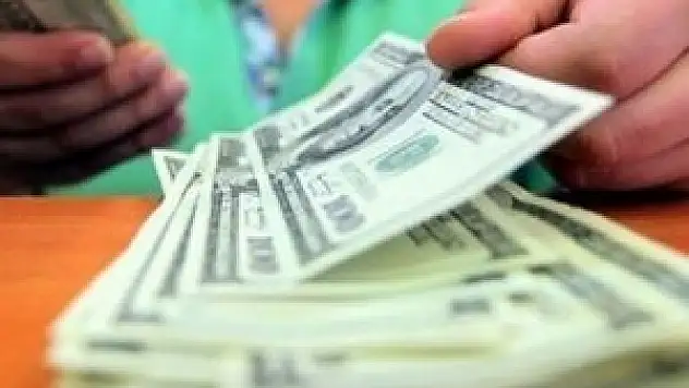 Dolar 2,19 TL seviyesinin altına geriledi