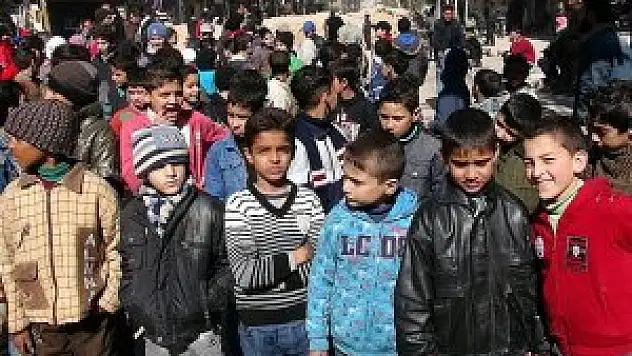 Yermuk'ta 217 gün sonra sokaklarda oyun oynadılar