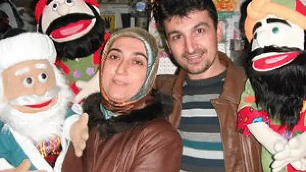 Türk kültürünün tanıtılmasına kuklalarıyla katkı sağlıyorlar