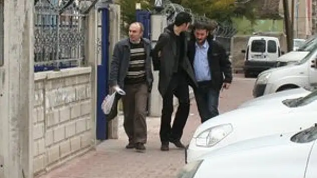 Konya'da otomobillerden hırsızlık