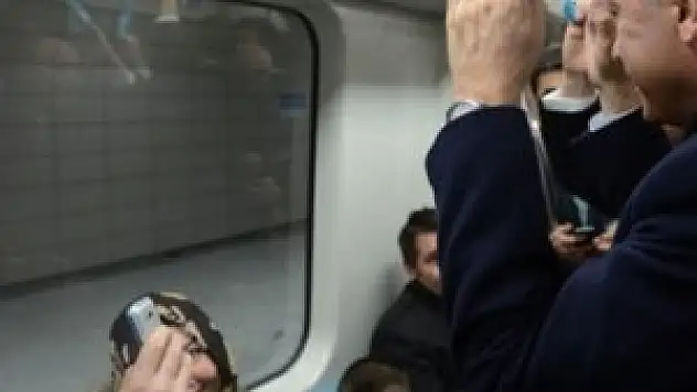 Marmaray'da vatandaşa Erdoğan sürprizi