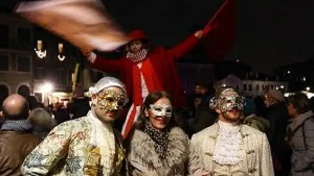 İtalya'da 'Muhteşem Doğa' karnavalı