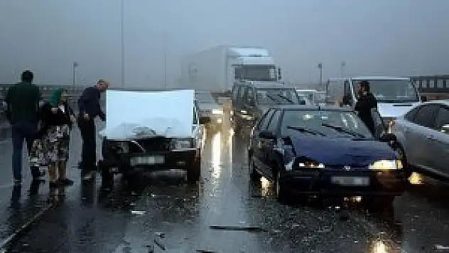 Otobüs, tır, tanker, kamyonet ve otomobil birbirine girdi