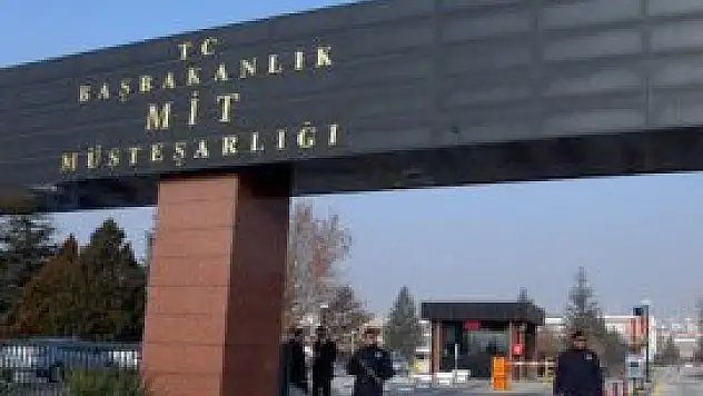 MİT fark etti ve 8 kişiyi geri gönderdi