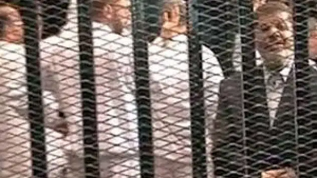 Mursi'nin duruşması 23 Şubat'a ertelendi