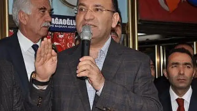 Bilerek yanlışlığın içinde olmadık