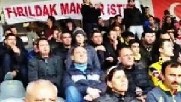 CHP'li Mansur Yavaş'a pankart şoku!