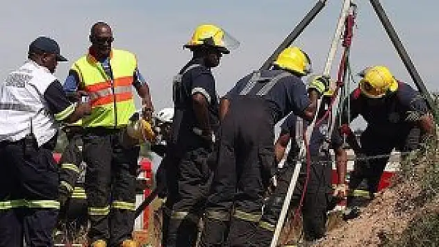 Mahsur kalan madencilerden 11'i kurtarıldı