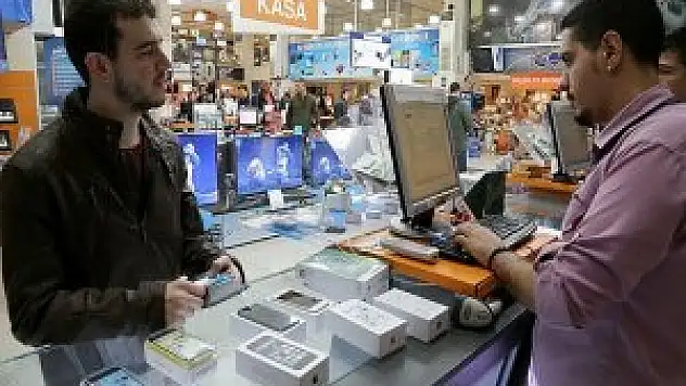 ''Cep''te ithalat bir yılda yüzde 19 arttı