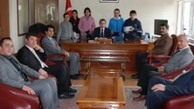 Sarayönü'nde kitap kurtları ödüllendirildi