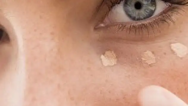 Göz altı morluğunuz varsa bunu yapın!