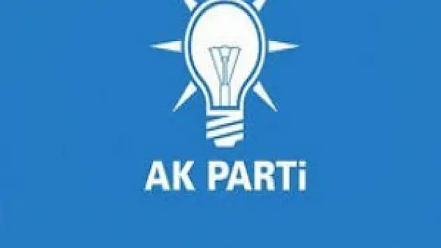 Özgüven, üniversiteli öğrencilerle bir araya geldi