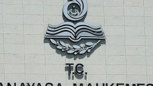 CHP'nin Anayasa Mahkemesi'ne başvurusu yarına kaldı