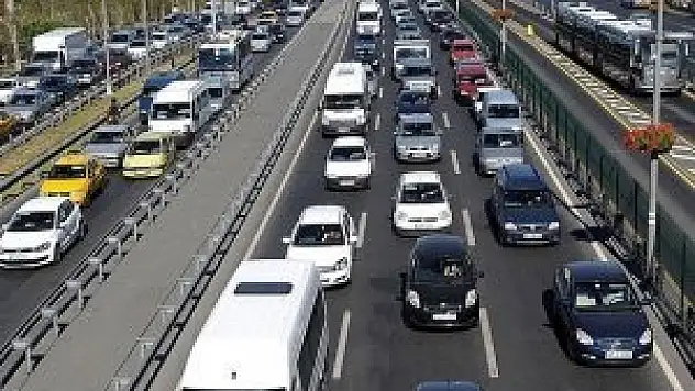Trafiğe kayıtlı araç sayısı 18 milyona yaklaştı