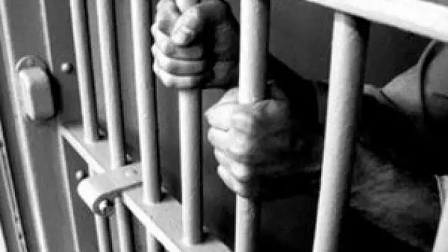 Cinayet sanığı kadına 18 yıl hapis cezası