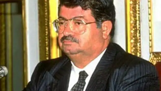 Turgut Özal'la ilgili 'pes' dedirten gerçek!
