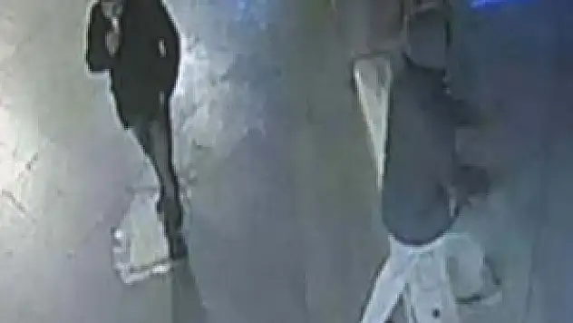 Hırsızın rahat tavırları şaşırttı