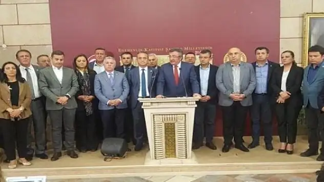 15 ikame vekil ortaya kaldı! Herkes unuttu