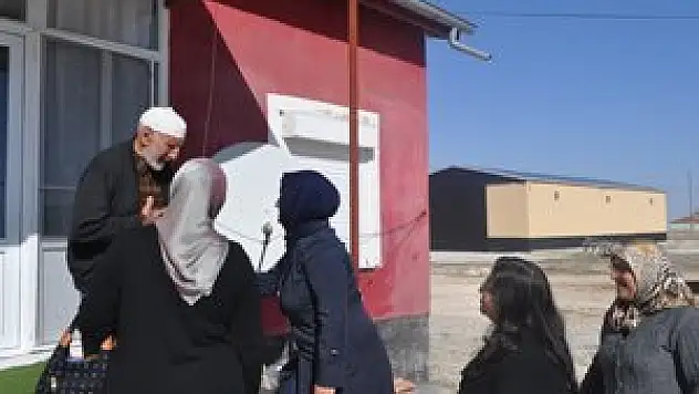 Ak Parti kadın kollarında çalışmalar devam ediyor