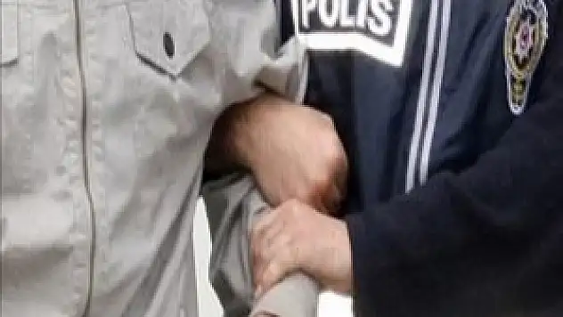 Eski çalıştığı iş yerini soydu