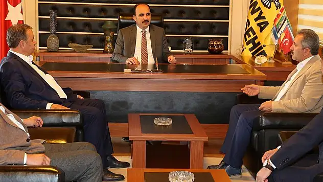 Konyaspor, Başkan Altay'ı ziyaret etti