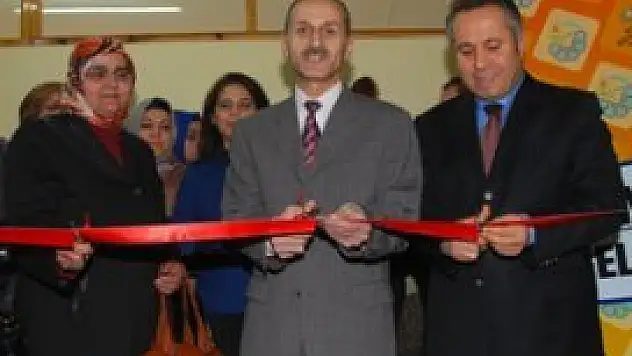 KOMEK dönem sonu sergisi açıldı